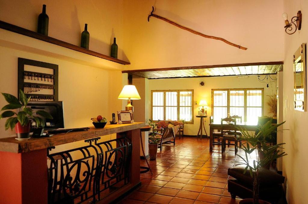 Posada La Celia Eugenio Bustos ภายนอก รูปภาพ