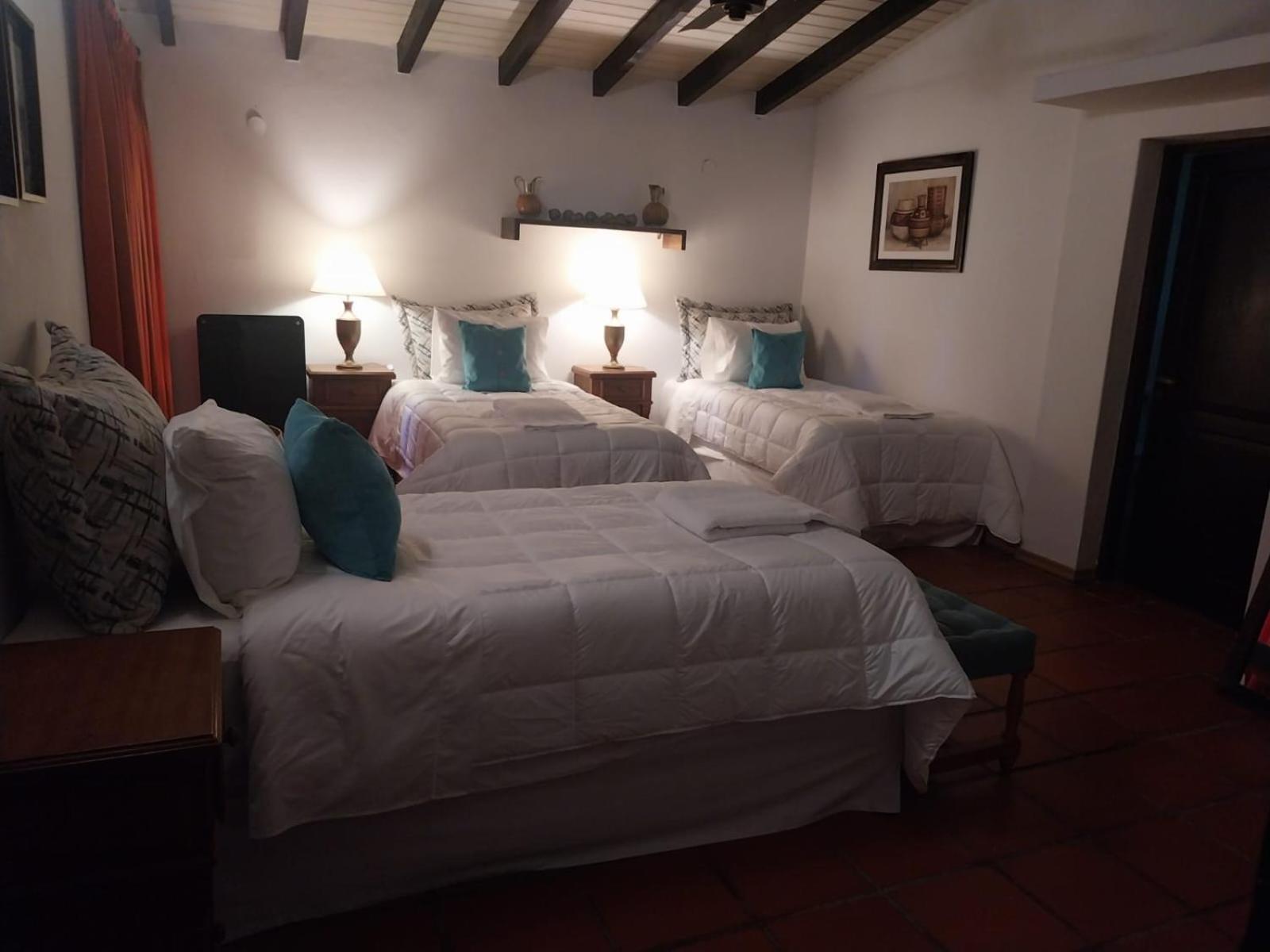 Posada La Celia Eugenio Bustos ภายนอก รูปภาพ